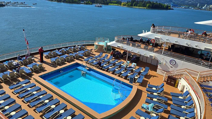 노르웨지안 스피릿 100% 즐기기 – 엔터테인먼트 & 액티비티